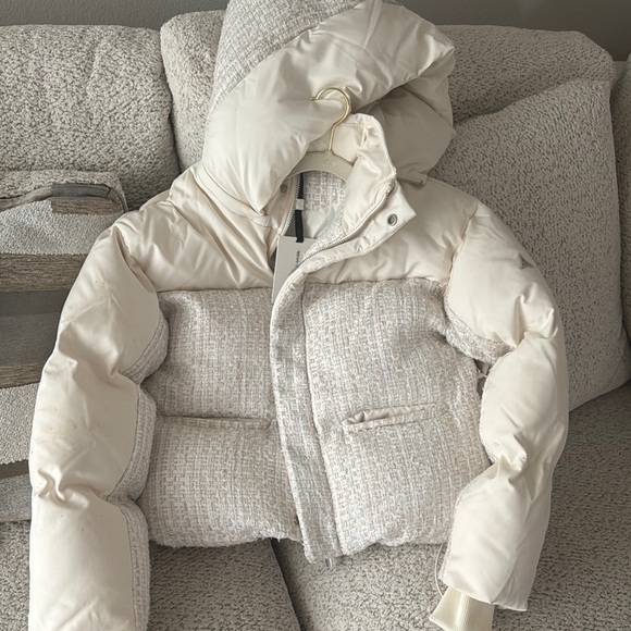 Maniere De Voir Jackets & Blazers - Manière De Voir Cream Puffer Jacket